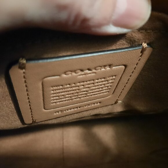 Pre-Owned COACH Klare Crossbody 25 w/Silver Chain in Black - Picture 11 of 15